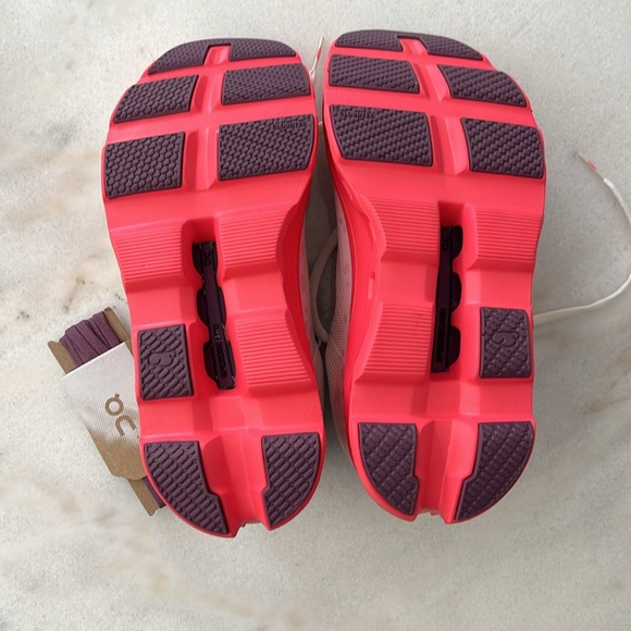 NEW Free People FP Movement x On Cloudmonster Sneakers Size 7.5🌸 - Picture 15 of 16